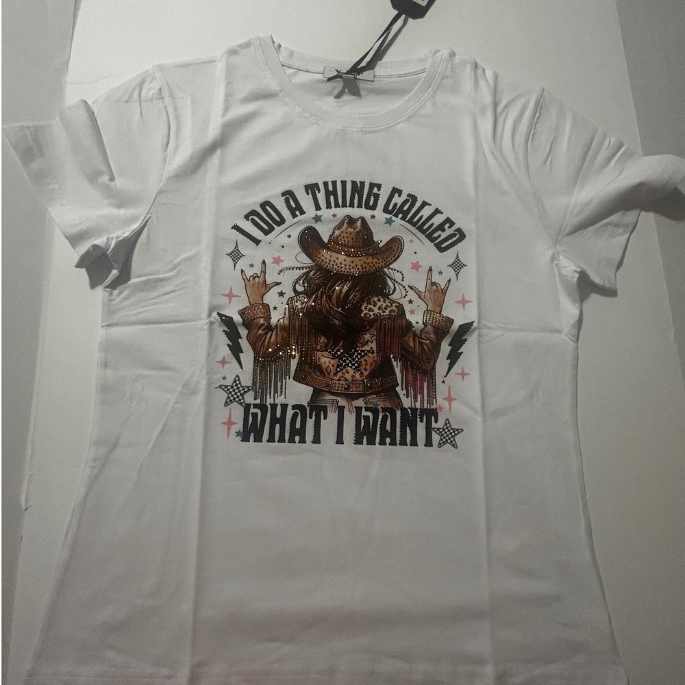 Y&F Women White Western Cowgirl Graphic T-Shirt S/M Beautifully Rhinestones